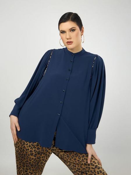 Picture of Blouse in green, blue, turquoise